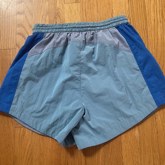 lululemon shorts - Picture 4 of 4